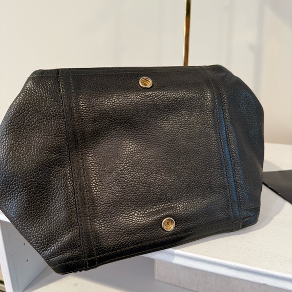 YSL Black Downtown Tote Bag - Picture 8 of 15